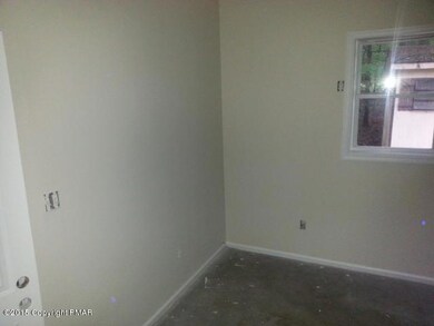 2150 Pine Hollow Rd, Chestnuthill Township, PA 18353 - photo 6