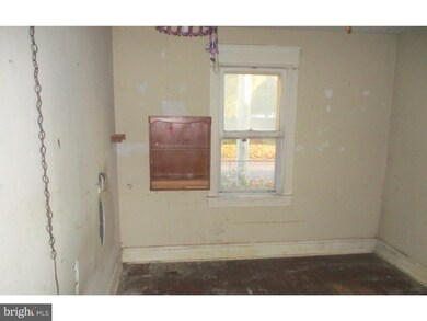 12 N Smith Ave, Penns Grove, NJ 08069 - photo 3