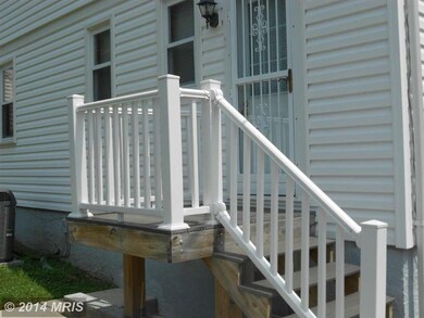 8 Holmes Ave, Catonsville, MD 21228 - photo 2