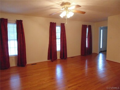 247 Parkwood Dr, Aylett, VA 23009 - photo 6