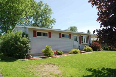 22 Maine Ave, Rensselaer, NY 12144 - photo 2