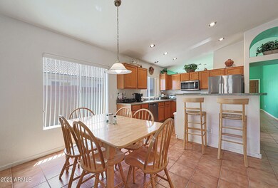 4428 W Golden Ln, Glendale, AZ 85302 - photo 5