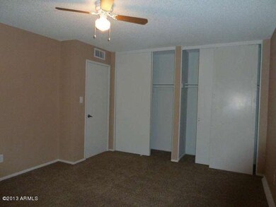 MASTERBEDROOM-pic 2