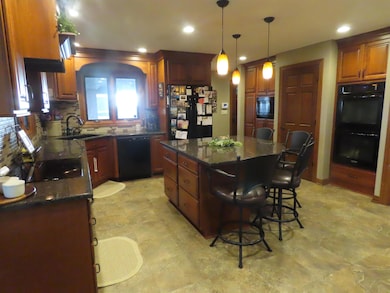 3341 Q Rd, David City, NE 68632 - photo 5