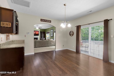 303 Calico Dr, New Bern, NC 28560 - photo 7