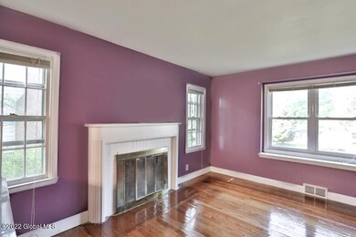 1578-Regent-7