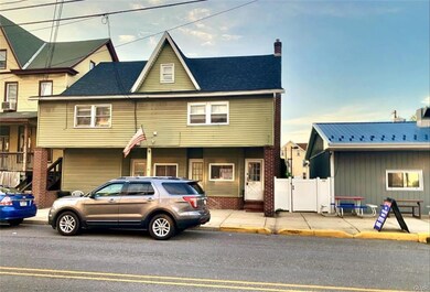 21 Main St, Walnutport, PA 18088 - photo 4