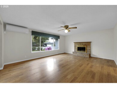 2315 19th St, Springfield, OR 97477 - photo 6