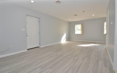 115 Oxford Ave unit A, Jersey City, NJ 07304 - photo 3