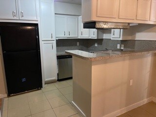 1419 Hidden Valley Dr, Houston, TX 77088 - photo 4