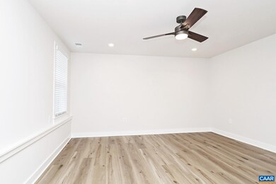 956 Belvedere Way unit B, Charlottesville, VA 22901 - photo 3