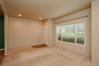 638 Griffin Oaks Dr, Central Point, OR 97502 - photo 7