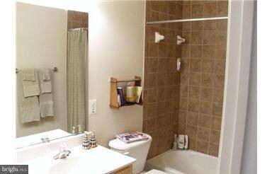 22717 Settlers Trail Terrace unit 11I, Ashburn, VA 20148 - photo 4