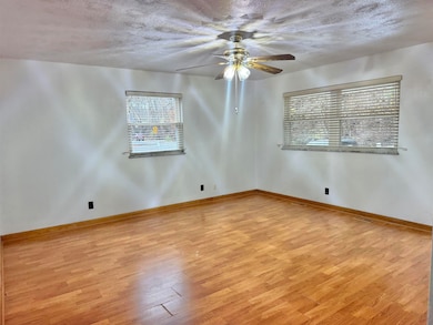 1224 Spring Valley Dr, Huntington, WV 25701 - photo 3