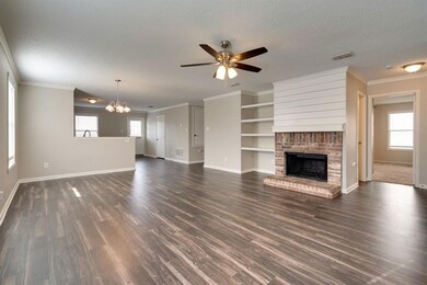 8212 Clear River Ln, Denton, TX 76210 - photo 5