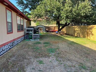 112 County Road 870g, Alvin, TX 77511 - photo 3