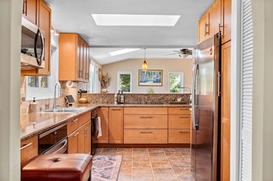 18 Meadowcrest Ln, Barre, VT 05641 - photo 7