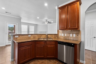 38 Black Swan Ct, Magnolia, TX 77354 - photo 4