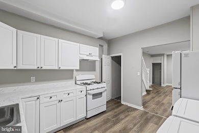 722 N Glover St, Baltimore, MD 21205 - photo 3