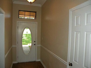 Entry/Foyer.
