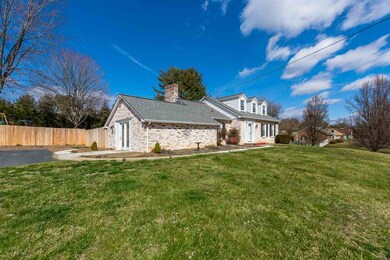 977 Lee Jackson Hwy, Staunton, VA 24401 - photo 2