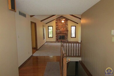3815 SW Deer Trail Ct, Topeka, KS 66610 - photo 6