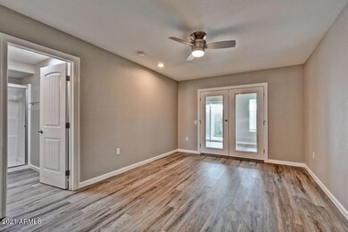 master bedroom 2-1024x683