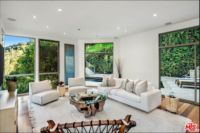 3685 Mandeville Canyon Rd, Los Angeles, CA 90049 - photo 4