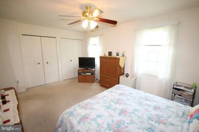 11750 Carriage House Dr, Silver Spring, MD 20904 - photo 7