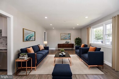 553 Queen St, Woodbury, NJ 08096 - photo 3