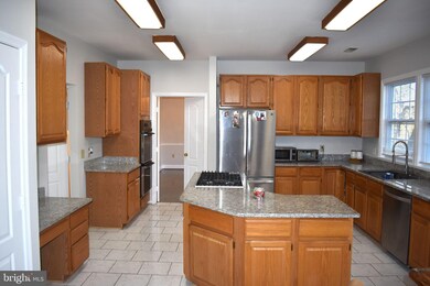 13100 Princeville Ct, Silver Spring, MD 20904 - photo 4