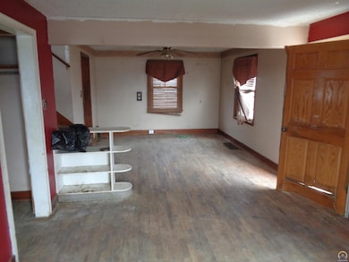 4621 SW Gage Blvd, Topeka, KS 66610 - photo 3