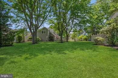 8 Witherspoon Ct, East Windsor, NJ 08520 - photo 5