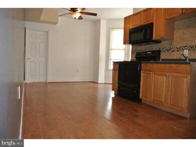 2826 W Oxford St unit 2ND FL, Philadelphia, PA 19121 - photo 5
