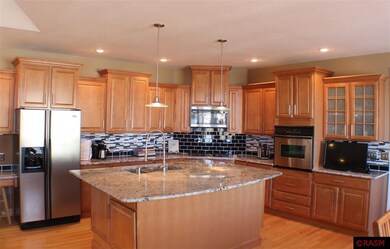 100 Cody Ct, Mankato, MN 56001 - photo 3