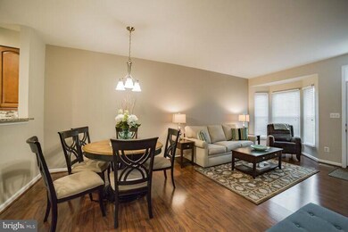 4102 Ashmere Cir, Dumfries, VA 22025 - photo 4