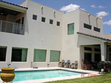 2206 W Jordan Dr, Edinburg, TX 78539 - photo 2