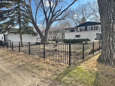 922 2nd Ave W, Mobridge, SD 57601 - photo 2