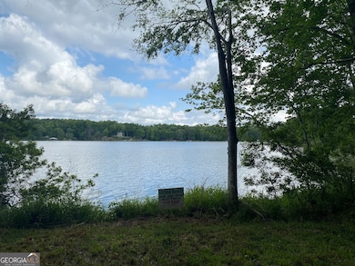 Beautiful views across the lake!