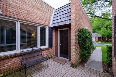1830 Somerset Ln unit 34, Northbrook, IL 60062 - photo 3