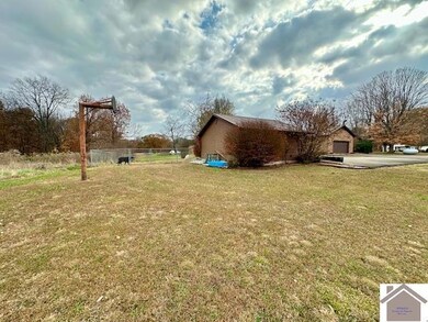 8898 Kentucky 58, Mayfield, KY 42066 - photo 4