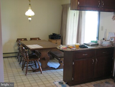 701 Hain Ave, Reading, PA 19605 - photo 7