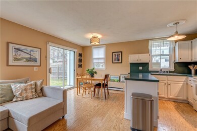 6 Howe St unit 1, Bristol, RI 02809 - photo 4