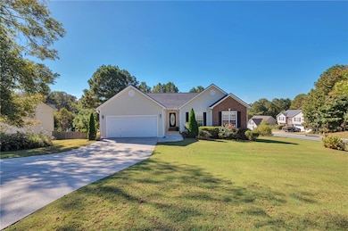 486 Jasmine Dr, Winder, GA 30680 - photo 2