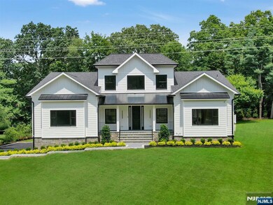 35 Lillian Ct, Ramsey, NJ 07446 - photo 3