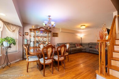 120 Pitney Ave, Staten Island, NY 10309 - photo 4