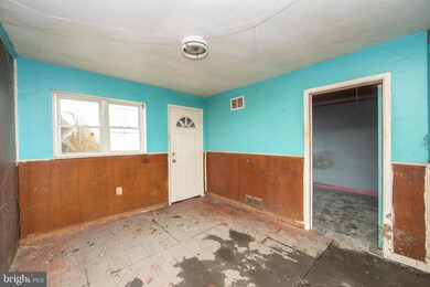 2431 S 12th St, Camden, NJ 08104 - photo 3