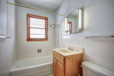 901 Beecher Dr, Tuscola, IL 61953 - photo 2