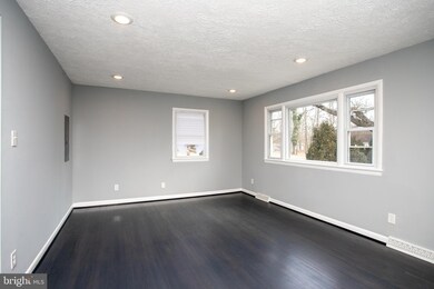 26165 Barnes Ct, Mechanicsville, MD 20659 - photo 4