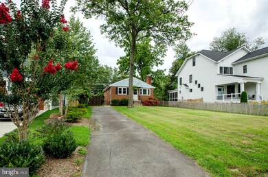 613 Lincoln Ave, Falls Church, VA 22046 - photo 3